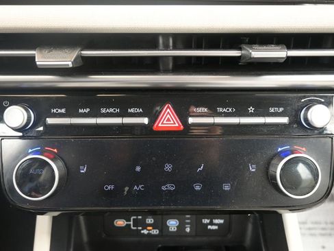 Certified 2025 Hyundai Tucson SEL image 32