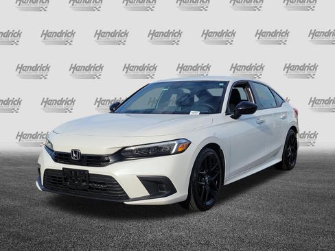 Used 2024 Honda Civic Sport image 3