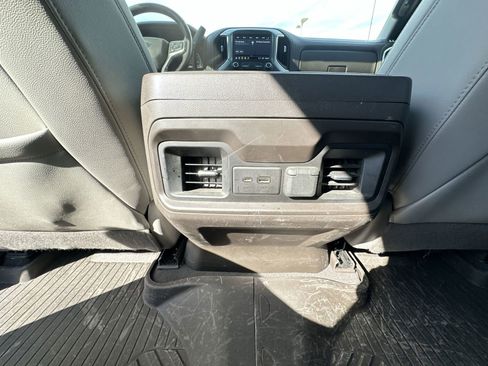 Used 2021 Chevrolet Silverado 1500 LT Trail Boss w/ Convenience Package II image 21