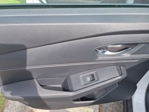 Used 2023 Honda Accord LX image 19