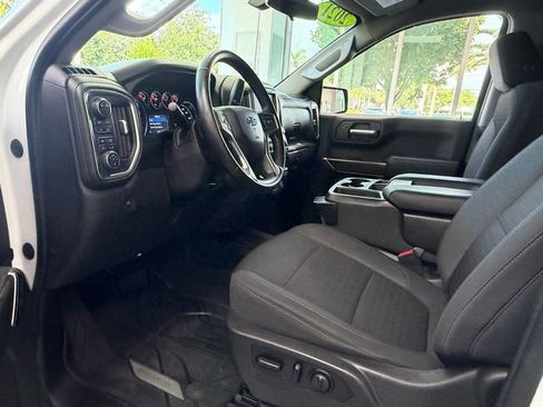 Used 2021 Chevrolet Silverado 1500 RST w/ Safety Package AWD/4WD image 12