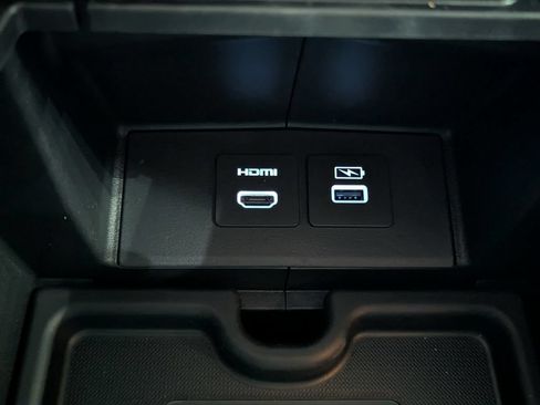 New 2026 Honda Odyssey Touring image 24