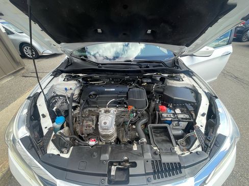 Used 2017 Honda Accord Sport Special Edition image 19