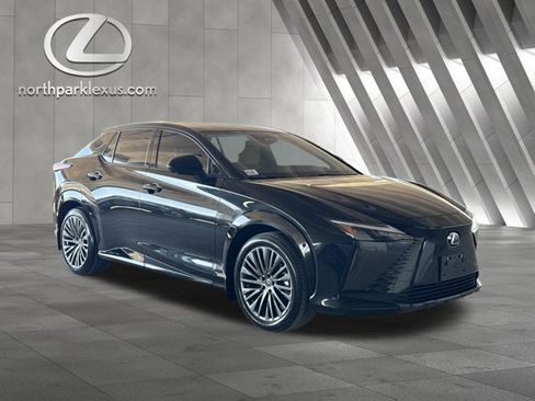 Certified 2023 Lexus RZ 450e Premium w/ Accessory Package (Z1) image 5