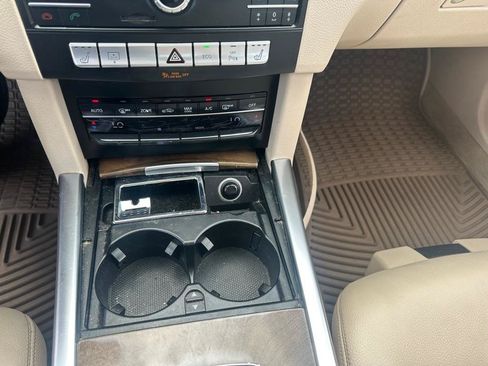 Used 2016 Mercedes-Benz E 350 Sedan w/ Premium Package image 12