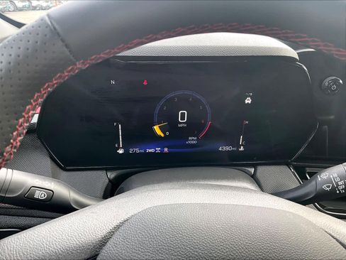 Used 2026 Chevrolet TrailBlazer RS w/ Driver Confidence Package image 25