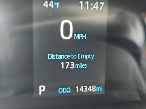 Used 2023 Toyota Sienna XLE image 14