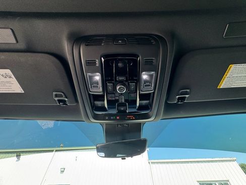 Used 2026 GMC Yukon XL AT4 w/ AT4 Premium Package AWD/4WD image 29