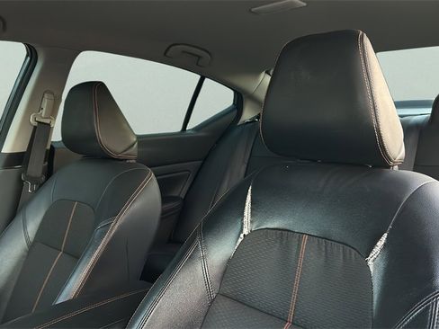 Used 2019 Nissan Altima 2.5 SR image 13