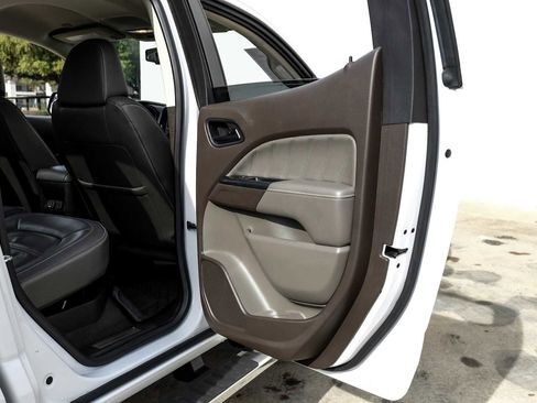 Used 2021 GMC Canyon Denali image 47