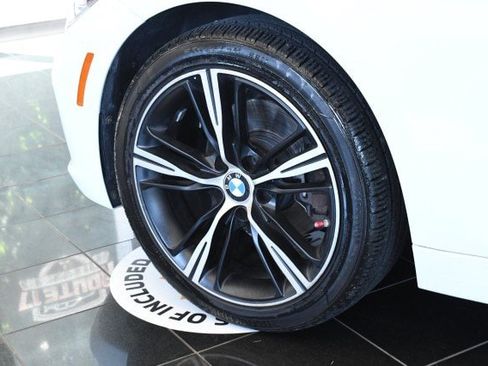 Used 2018 BMW 330i Sedan RWD image 35