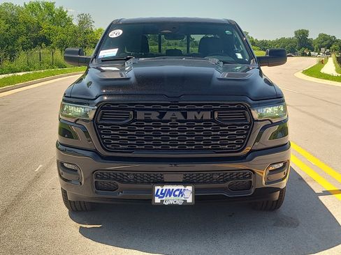 New 2026 RAM 1500 Express AWD/4WD image 7