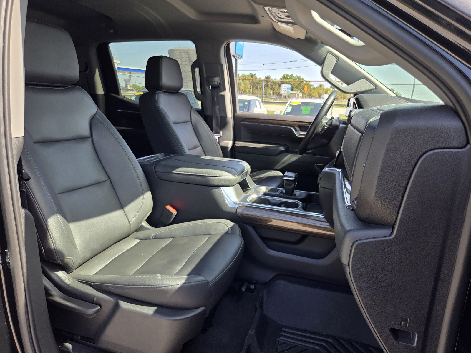 Used 2023 Chevrolet Silverado 1500 RST AWD/4WD image 18