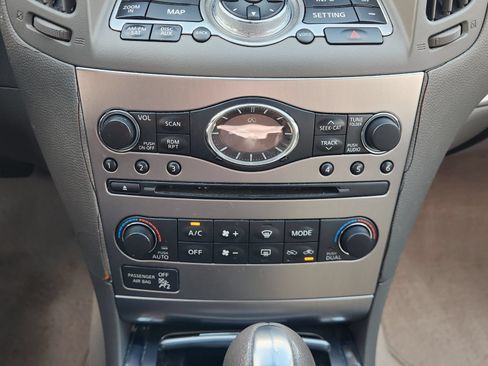 Used 2011 INFINITI G37 Journey w/ Premium Pkg RWD image 21