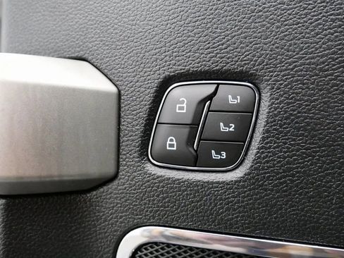 Used 2021 Ford F250 Lariat w/ Lariat Ultimate Package image 16