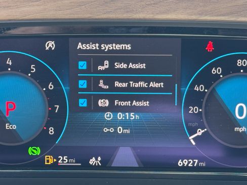 Used 2025 Volkswagen Atlas SE FWD image 24