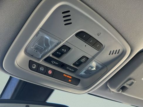 Used 2016 Chevrolet Malibu LT FWD image 27