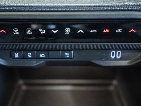 New 2026 Jeep Cherokee Laredo AWD/4WD image 24