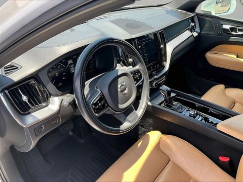 Used 2019 Volvo XC60 T5 Inscription w/ Protection Package AWD/4WD image 14