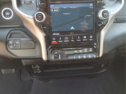 Used 2024 RAM 2500 Laramie AWD/4WD image 21