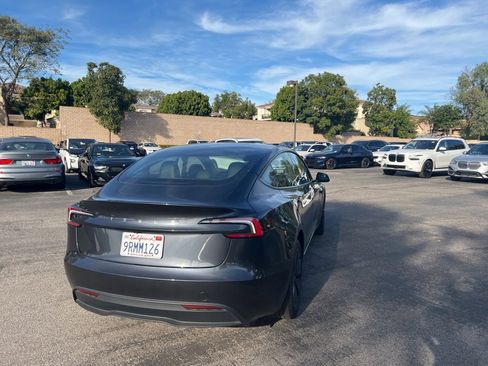 Used 2025 Tesla Model 3 Long Range image 5