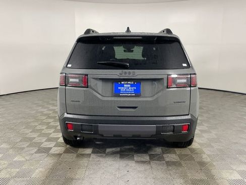 New 2026 Jeep Cherokee Laredo image 19