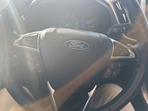 Used 2024 Ford Edge SEL image 17
