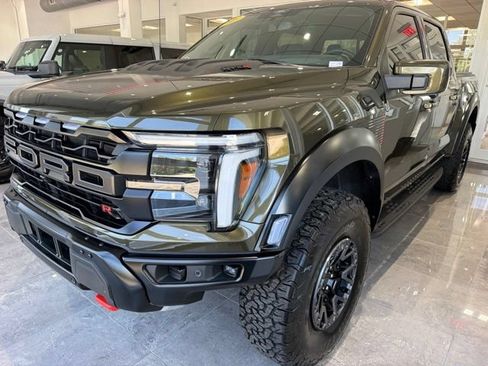 Used 2025 Ford F150 Raptor w/ Equipment Group 803A Raptor R AWD/4WD image 3