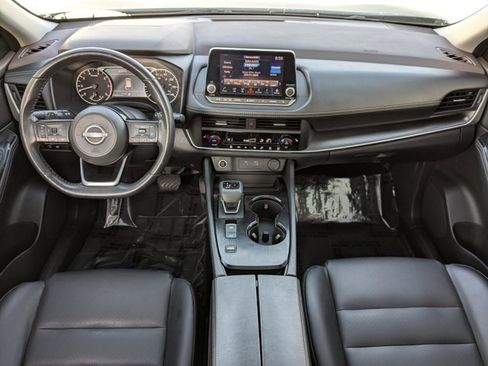 Used 2023 Nissan Rogue SV w/ SV Premium B Package image 16