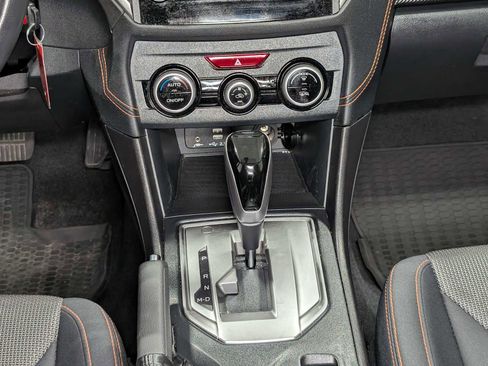 Used 2023 Subaru Crosstrek 2.0i Premium AWD/4WD image 19