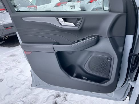 New 2026 Ford Escape SE image 55