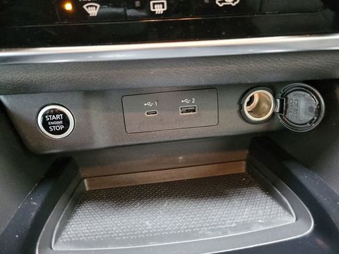 Used 2021 Nissan Rogue S image 46