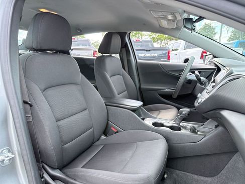 Used 2025 Chevrolet Malibu LT FWD image 26
