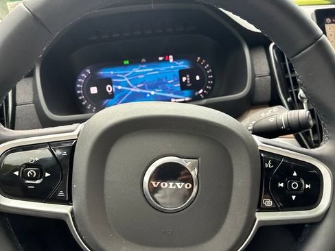 Used 2026 Volvo XC90 B6 Plus w/ Protection Package Premier AWD/4WD image 17