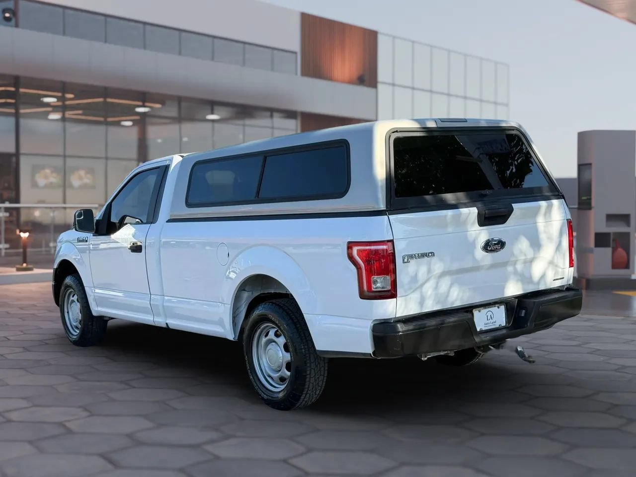 Used 2016 Ford F150 XL w/ Equipment Group 101A Mid RWD image 4