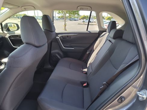 Certified 2025 Toyota RAV4 LE AWD/4WD image 13