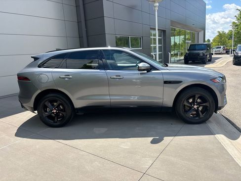 Used 2022 Jaguar F-PACE S AWD/4WD image 4