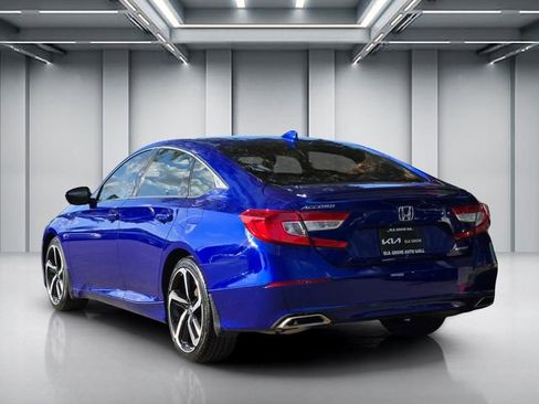 Used 2018 Honda Accord Sport image 6