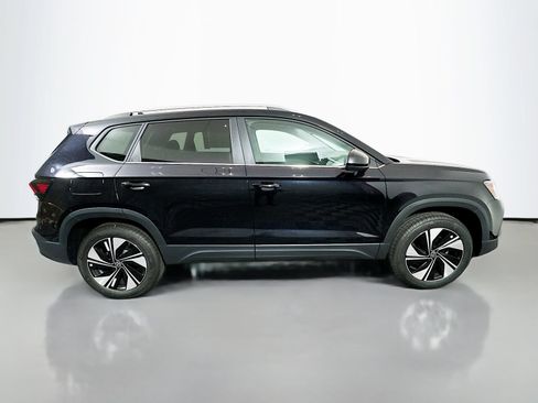 New 2026 Volkswagen Taos SE AWD/4WD image 21