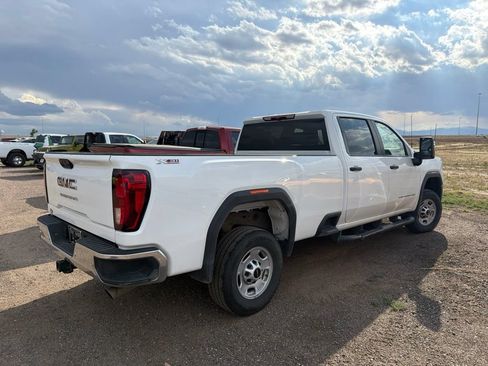 Used 2024 GMC Sierra 2500 Pro AWD/4WD image 3