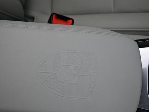 Certified 2025 Porsche 718 Boxster Style Edition image 28