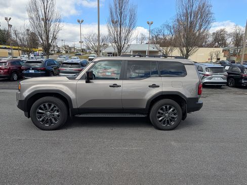 Used 2025 Toyota Land Cruiser w/ Premium Package image 6