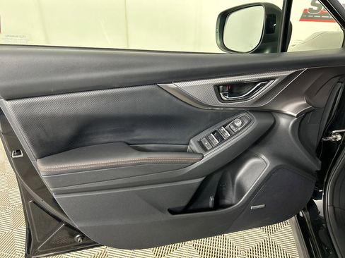 Used 2021 Subaru Crosstrek 2.5i Limited w/ Moonroof Package 2 AWD/4WD image 11