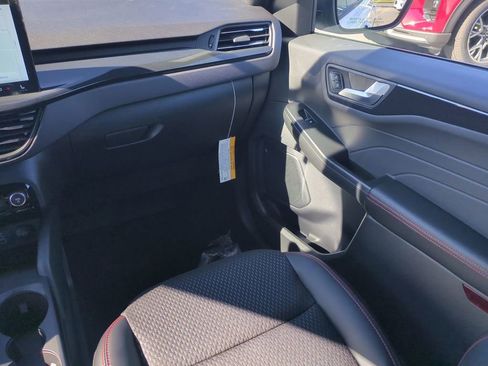 New 2026 Ford Escape ST-Line w/ Tech Pack #1 image 18