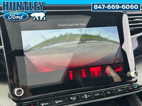 Used 2022 Jeep Grand Wagoneer Series II AWD/4WD image 37