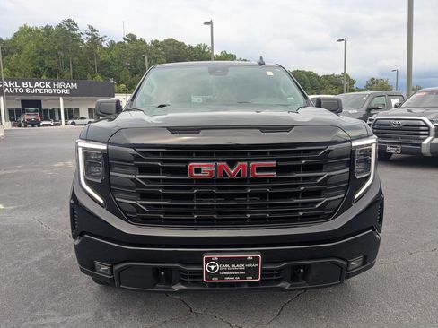 Used 2024 GMC Sierra 1500 Elevation AWD/4WD image 2
