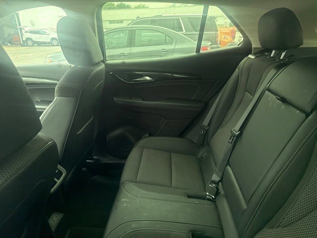Used 2022 Buick Envision Preferred FWD image 10