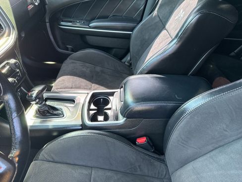 Used 2022 Dodge Charger Scat Pack RWD image 19