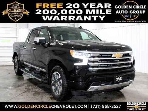 Used 2025 Chevrolet Silverado 1500 High Country AWD/4WD image 1