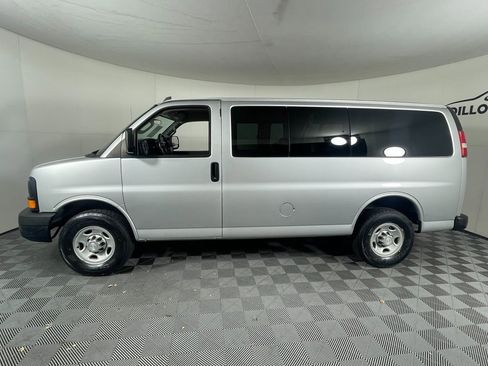 Used 2016 Chevrolet Express 2500 LS image 3
